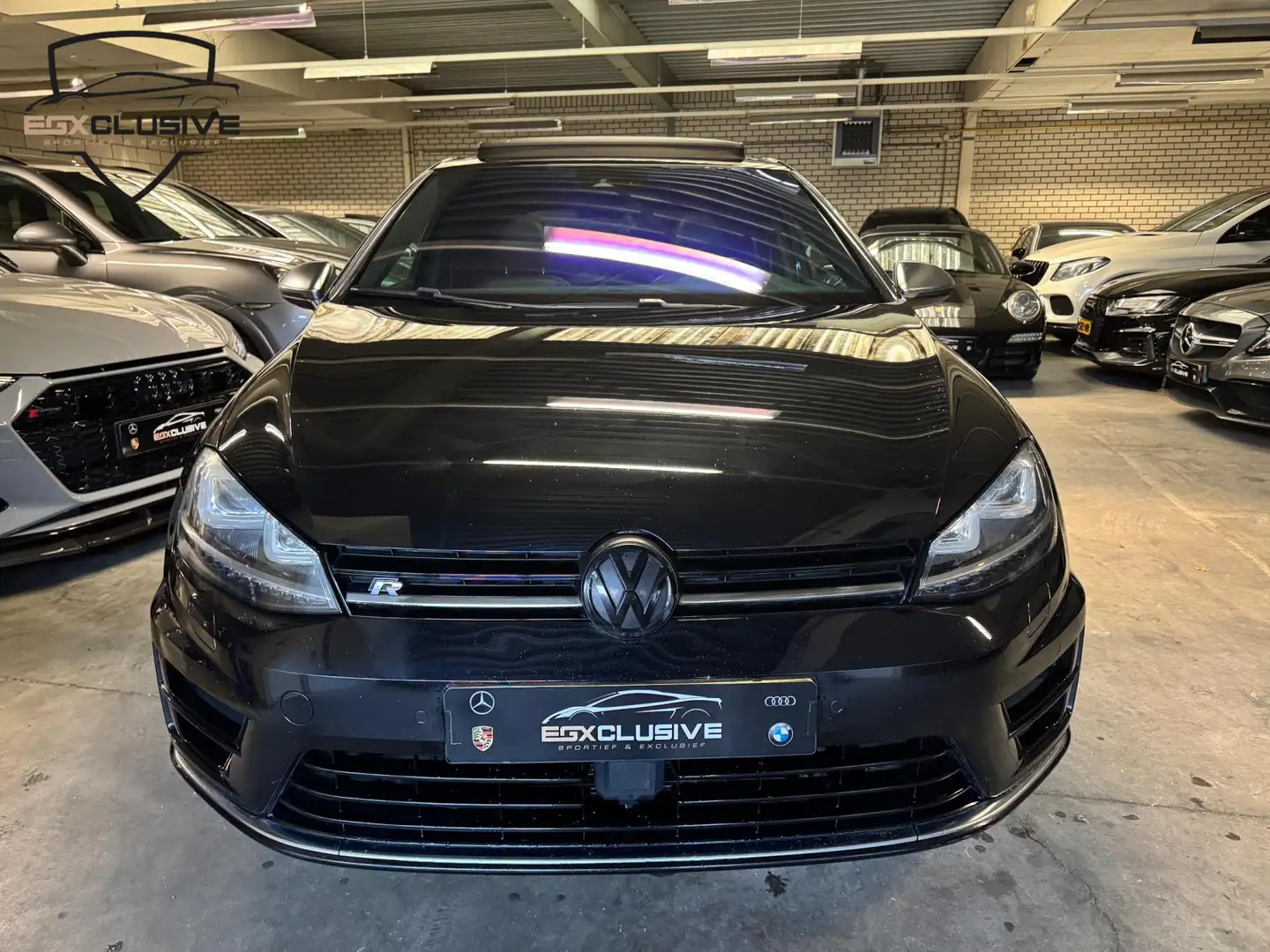 Volkswagen Golf 2.0 TSI R 4MOTION Pano/ACC/RemusExhaust/DynAudio/B Schwarz - 2