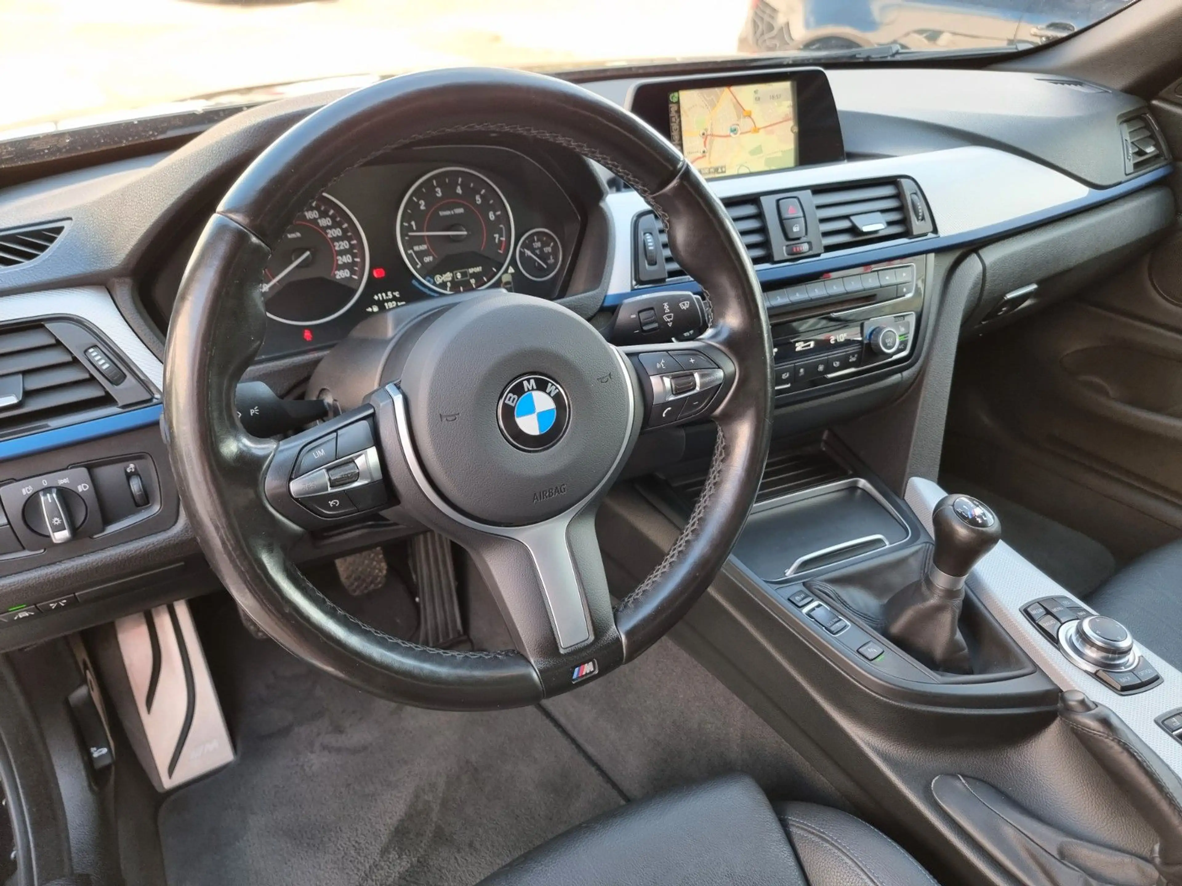 BMW 430 i Cabrio M Sport/Erstlack/BMW Historie — photo 12