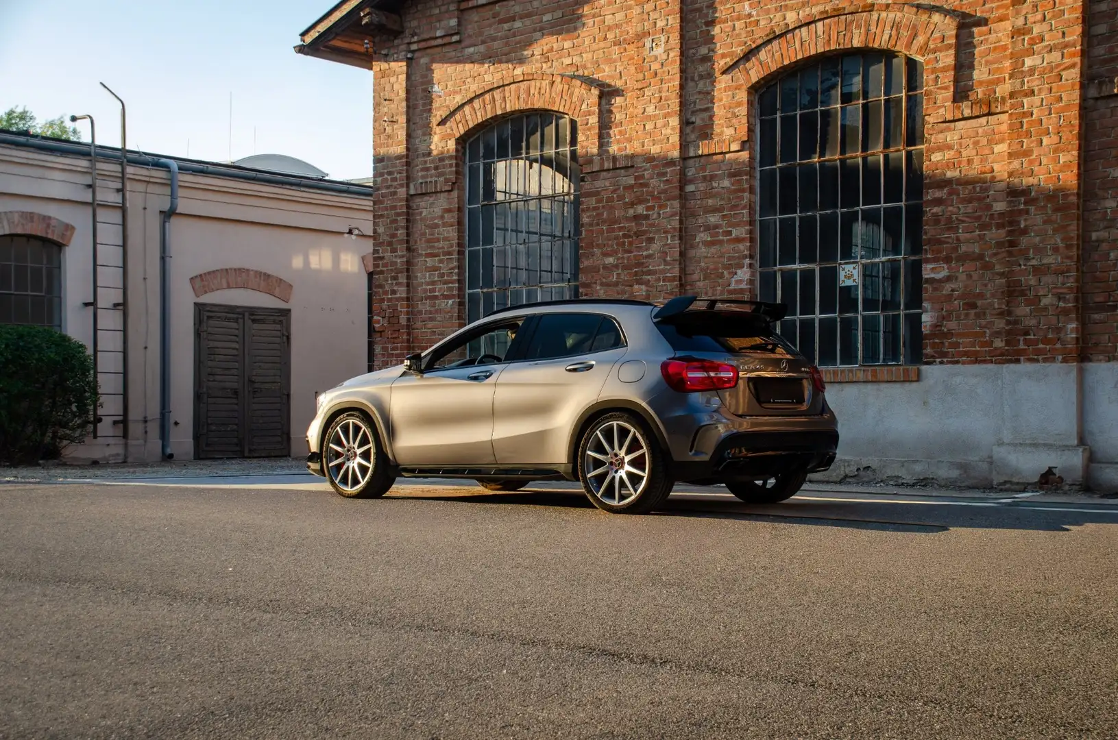 Mercedes-Benz GLA 45 AMG Edition 1 - 2