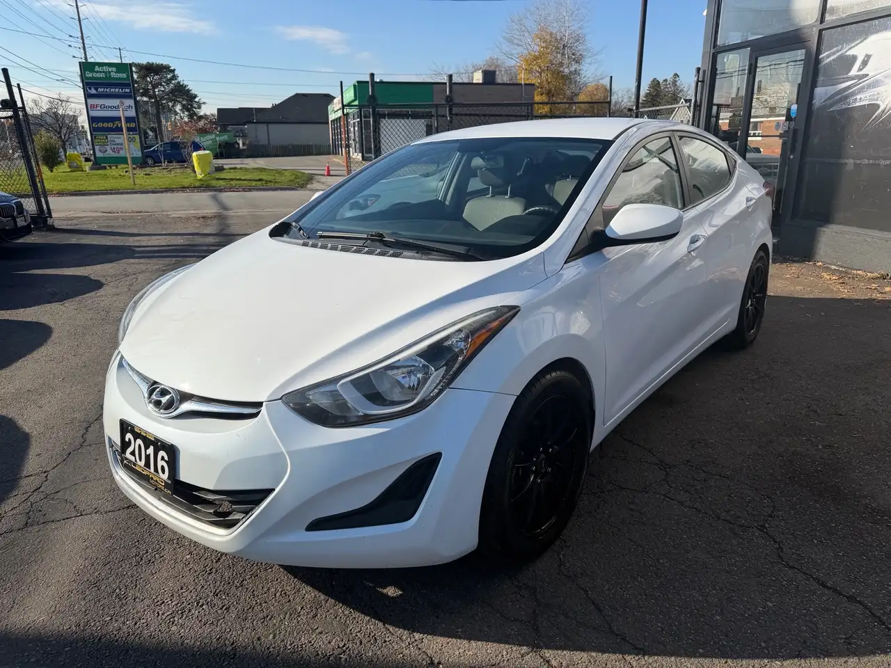 Hyundai ELANTRA снимка Hyundai ELANTRA