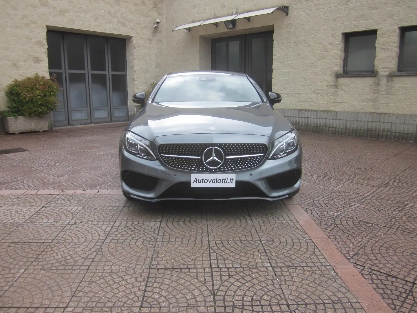 Mercedes-Benz C 220 d Auto 4Matic Coupé Premium AMG Night Gris - 2