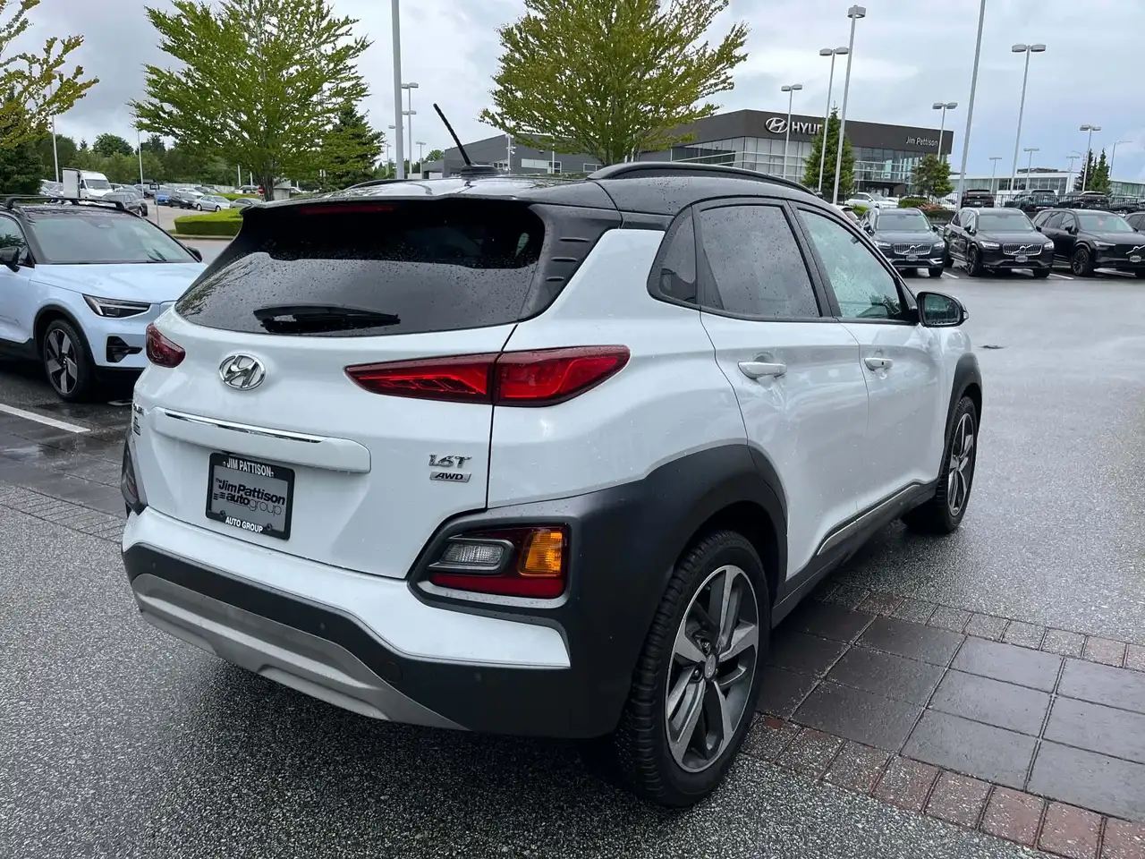 Hyundai KONA снимка Hyundai KONA