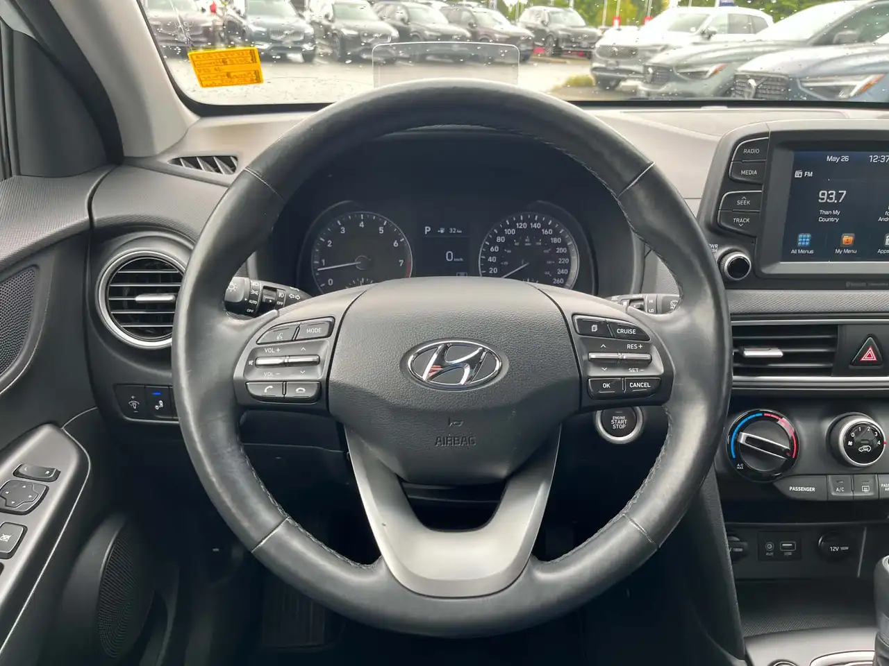 Hyundai KONA снимка Hyundai KONA
