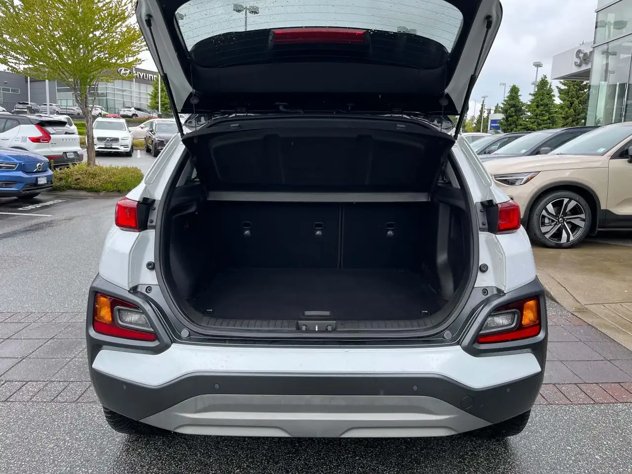 Hyundai KONA снимка Hyundai KONA