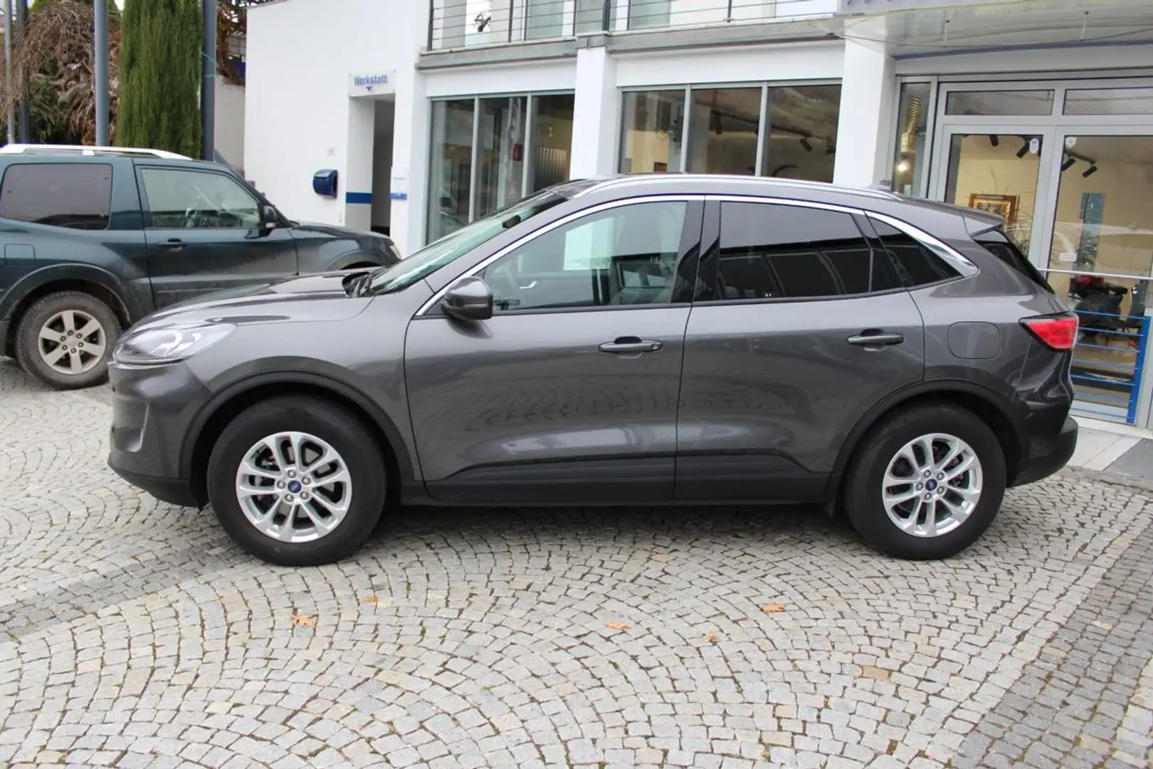 Ford Kuga 2.5 Full Hybrid 190 CV CVT AWD Titanium X Gris - 2