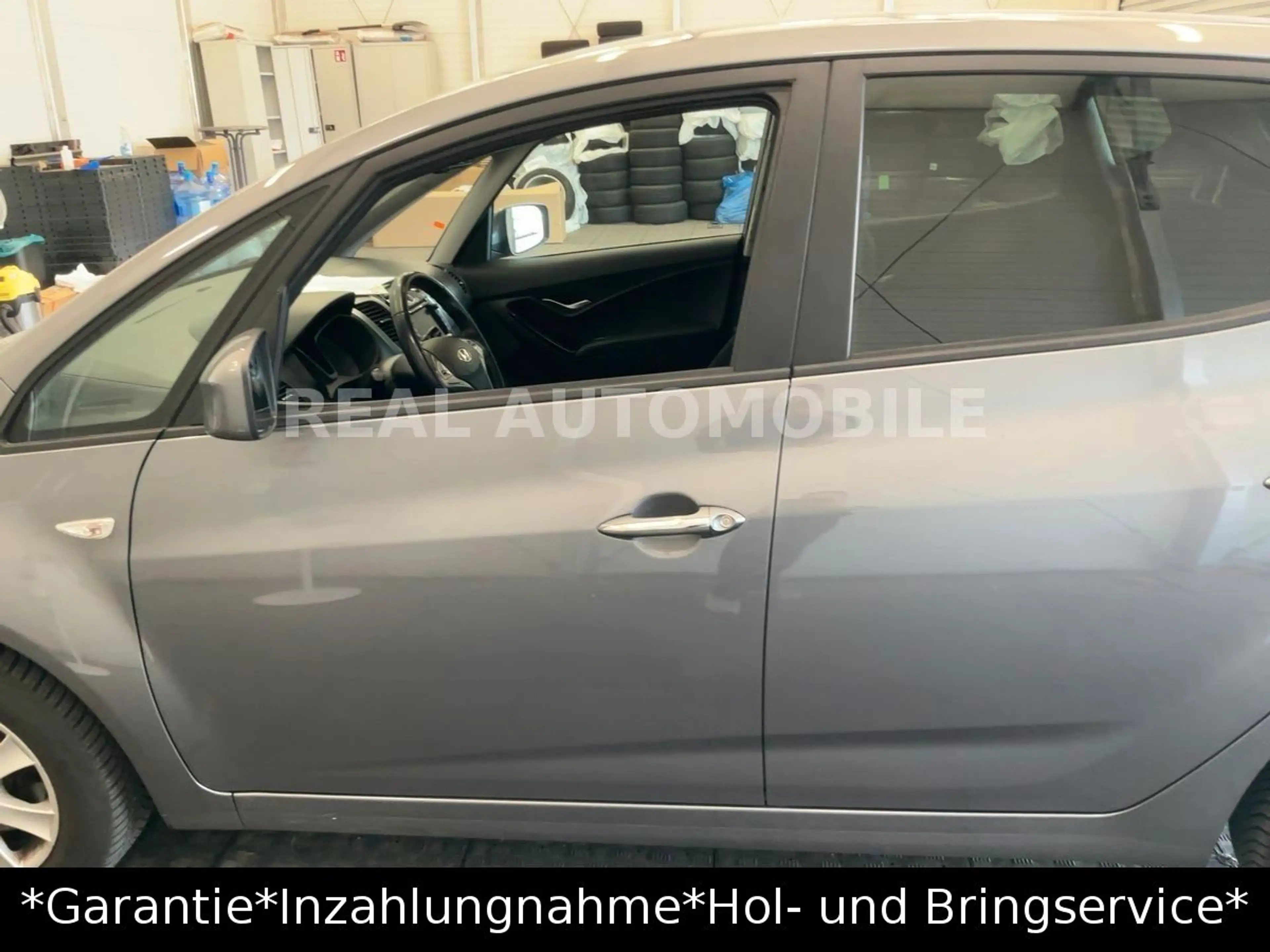 Hyundai iX20 1.6 Comfort AUTOMATIK *1.HAND*TÜV 09-2028* — photo 2