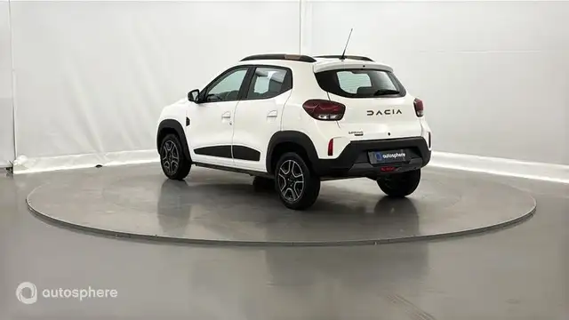 Dacia Spring view 8