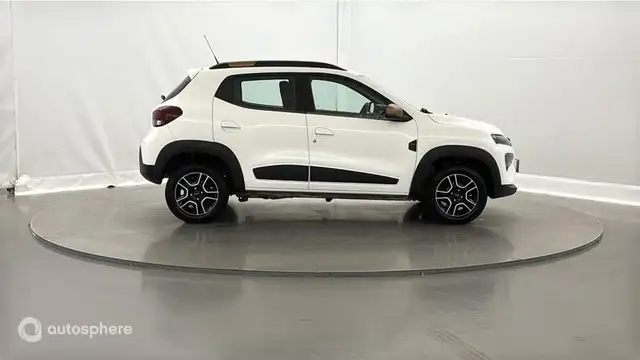Dacia Spring view 4