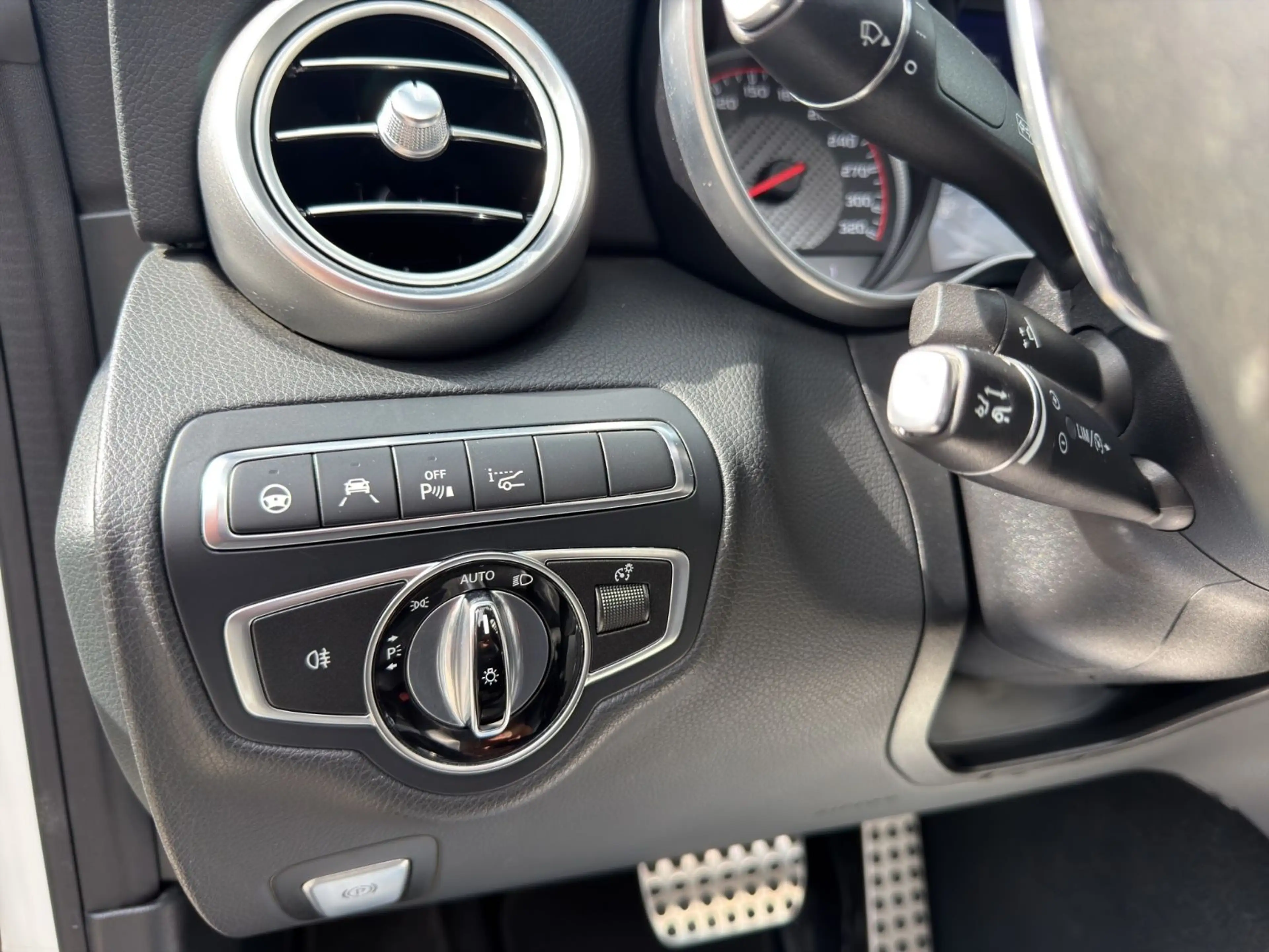 Mercedes-Benz C 63 AMG C 63 S AMG Cabrio *HuD*ACC*BURMESTER*MEMORY* — photo 15
