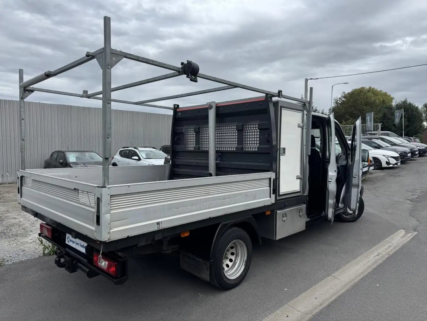 Ford Transit 2.0TDCI 130CH DOUBLE CABINE BENNE 7 PLACES 1ÈRE MAIN - 116521€ HT- GAR 12M Grau - 2