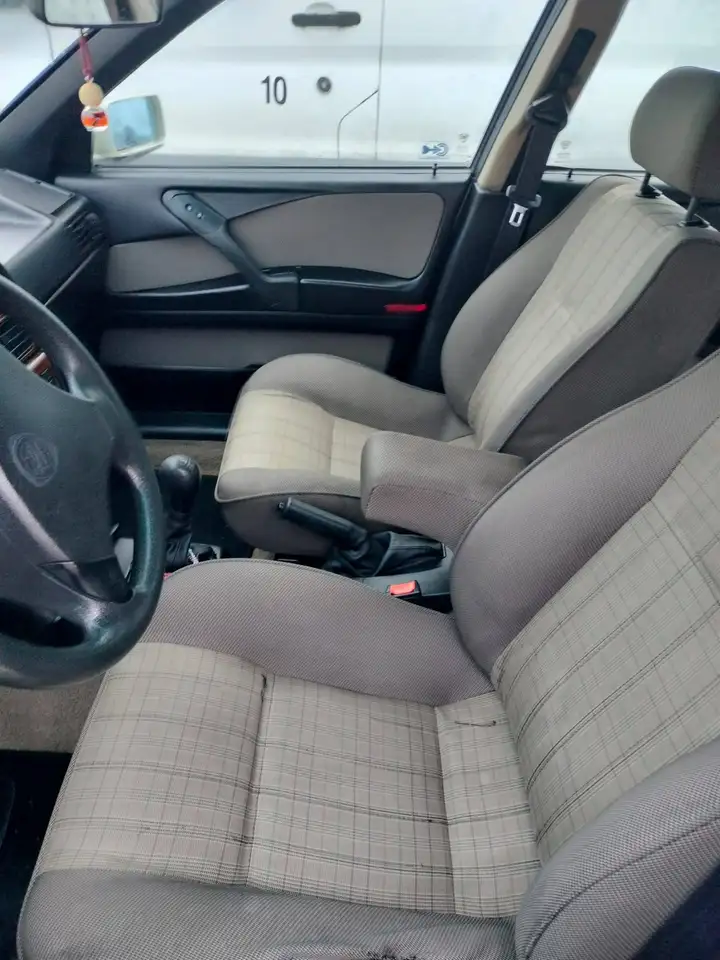 Lancia Dedra SW SW 1.8 LS, foto 4