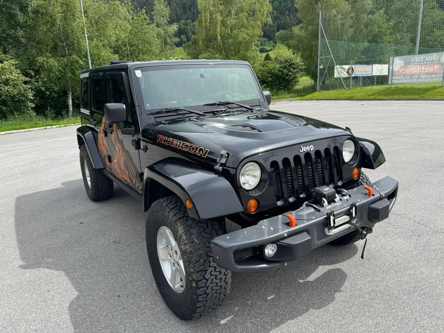 Jeep Wrangler JKU Schwarz - 1
