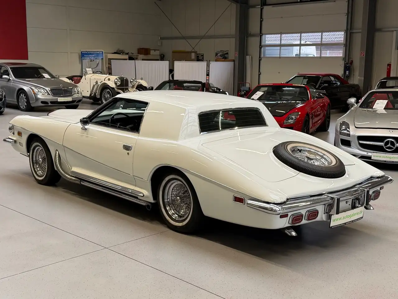 Stutz II Blackhawk V8 Torino 24K Gold, foto 3