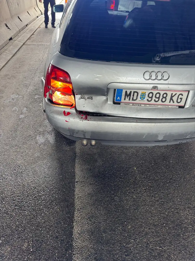 Audi A4 Avant quattro 1,9 TDI - 2