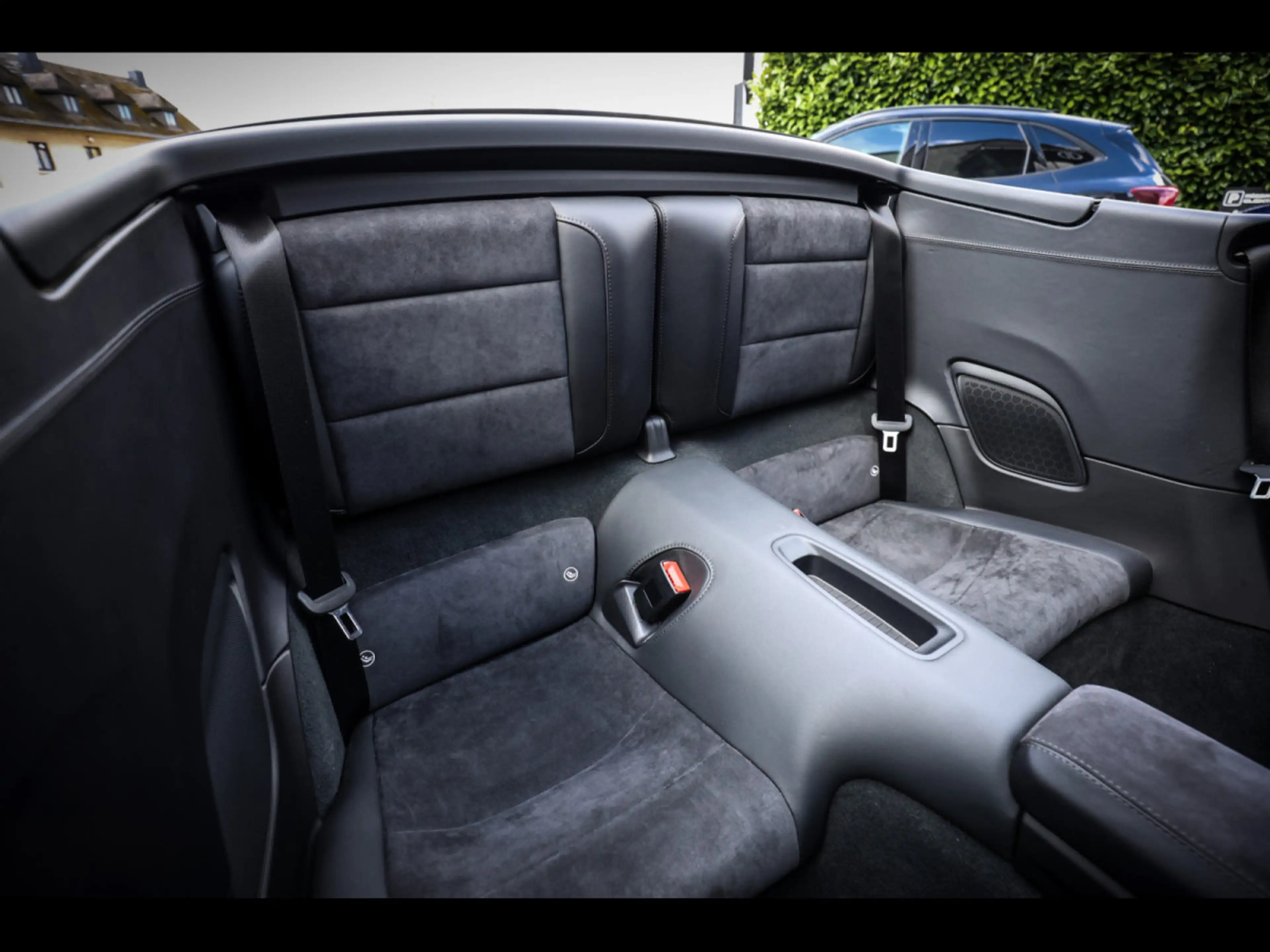 Porsche 911 991.2 CARRERA GTS CABRIOLET PDK°APPROVED 1/27°LIFT — photo 12