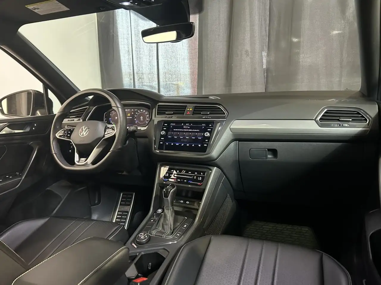 Volkswagen Tiguan снимка Volkswagen Tiguan