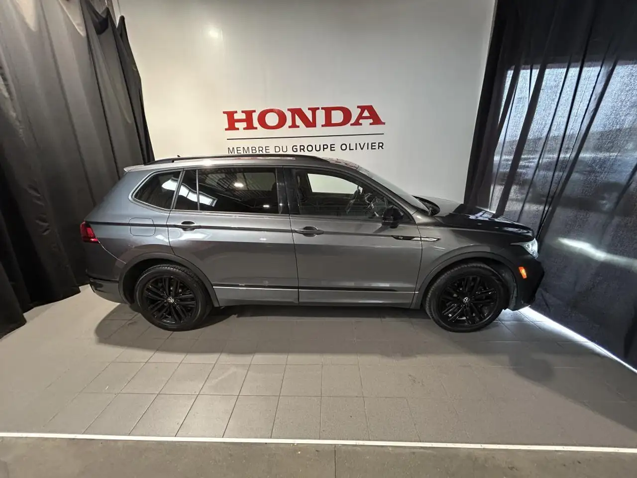 Volkswagen Tiguan снимка Volkswagen Tiguan