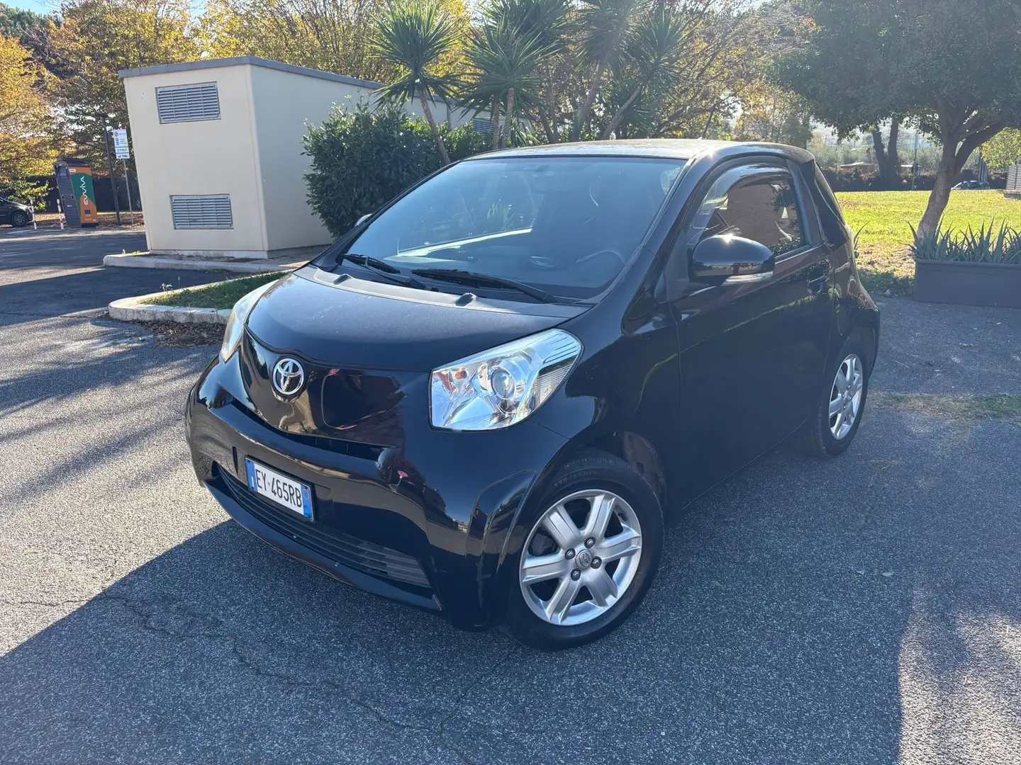 Toyota iQ 1.0 - perfetta - permute - 1
