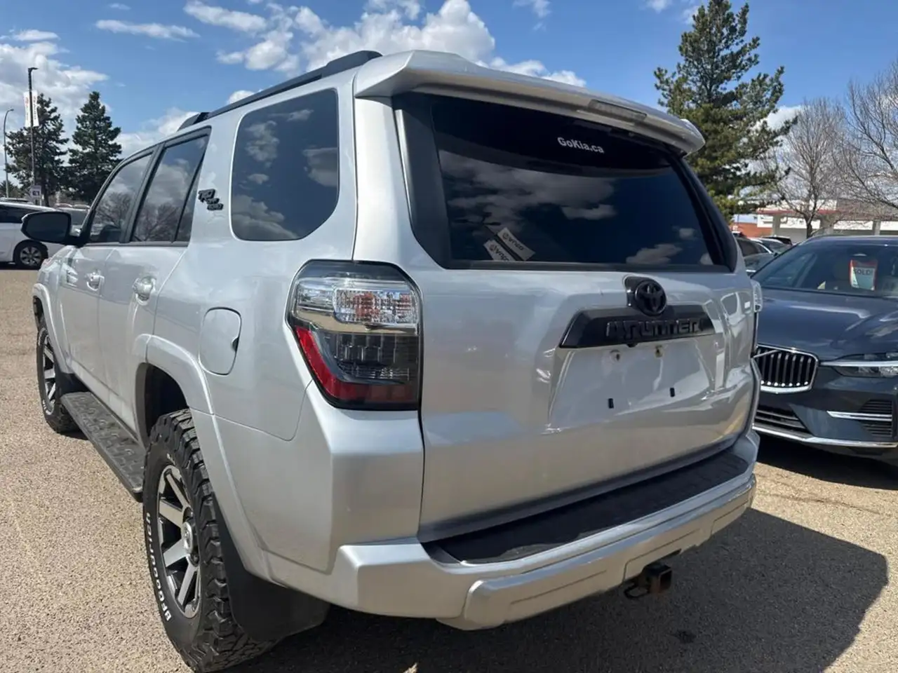 Toyota 4-Runner снимка Toyota 4-Runner