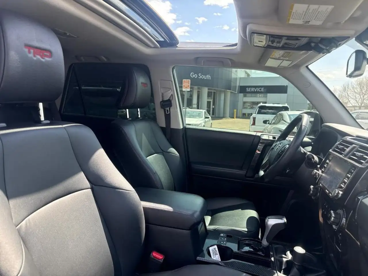 Toyota 4-Runner снимка Toyota 4-Runner