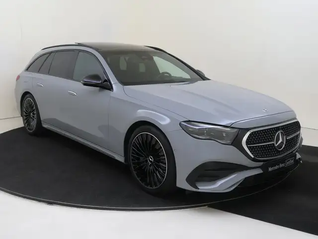 Mercedes-Benz E-Class view 2