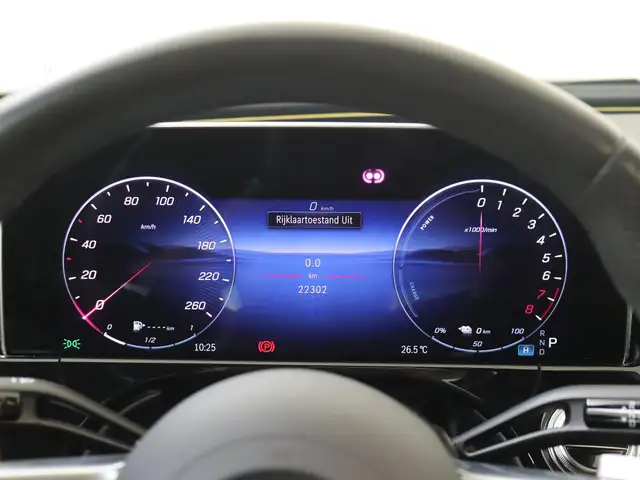 Mercedes-Benz E-Class view 12