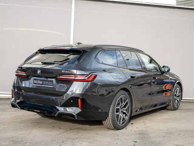 BMW 5 Series view 2