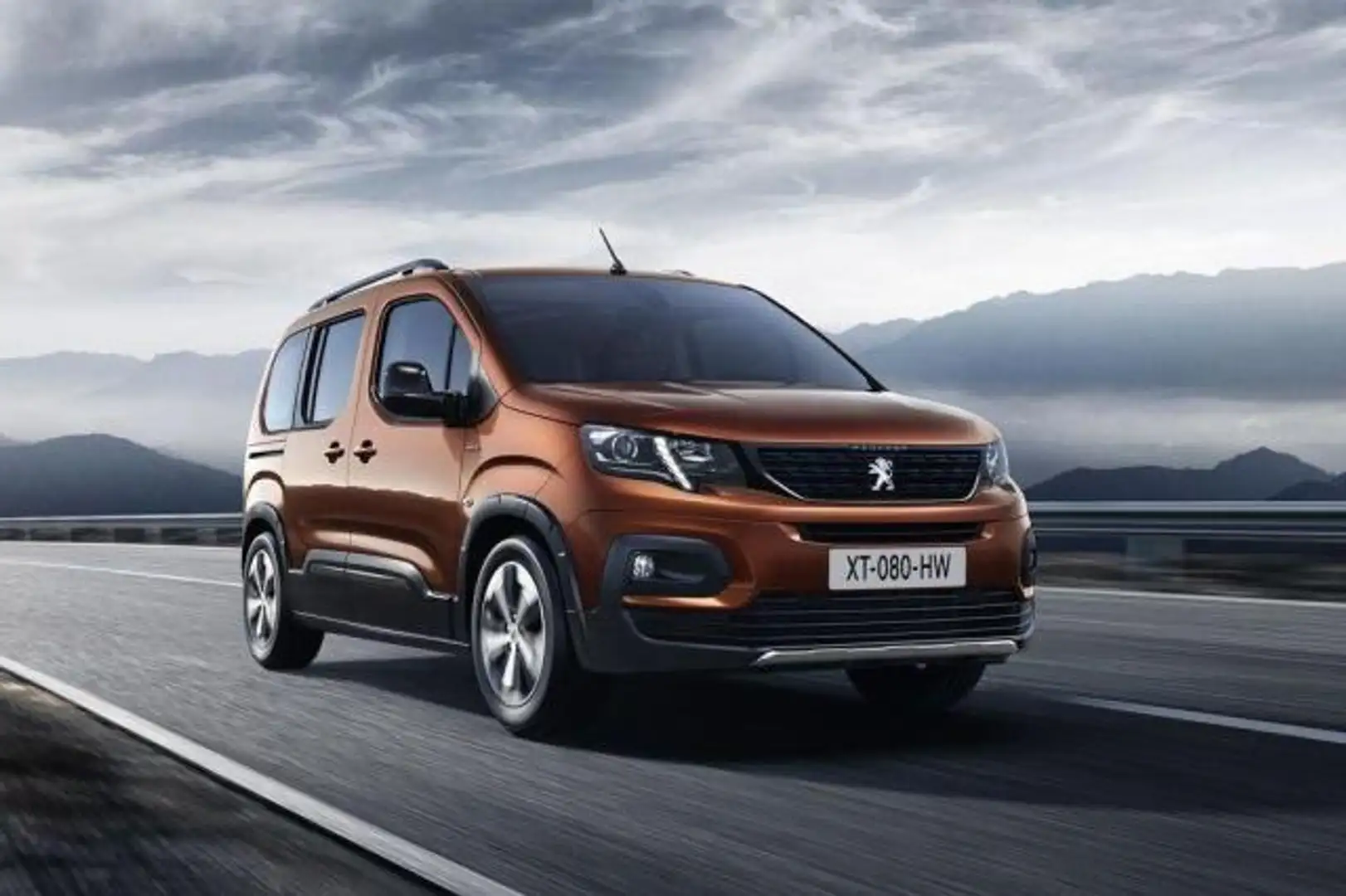 Peugeot Rifter 1.5BlueHDi S&S Long Active 130 Marrón - 1