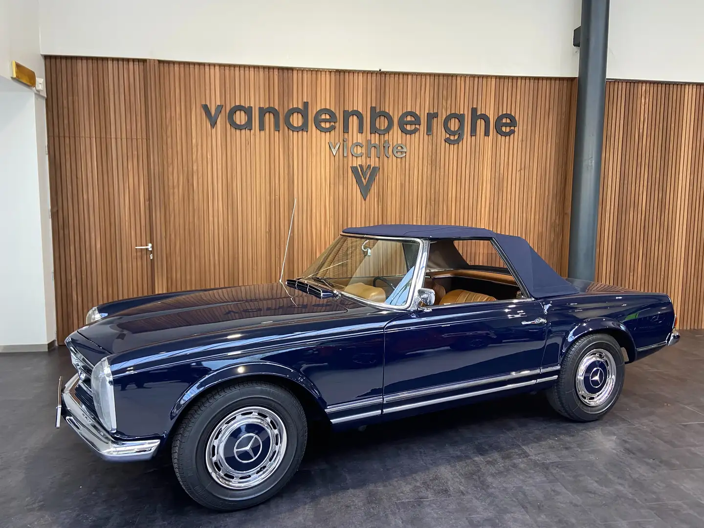 Mercedes-Benz 250 PAGODE SL - 5 VERSNELLINGEN UNIEK!!! Albastru - 1
