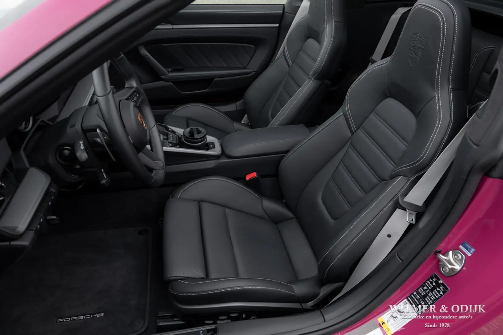 Porsche 992 Targa 3.0 4 S Ruby Star Neo Lilla - 2