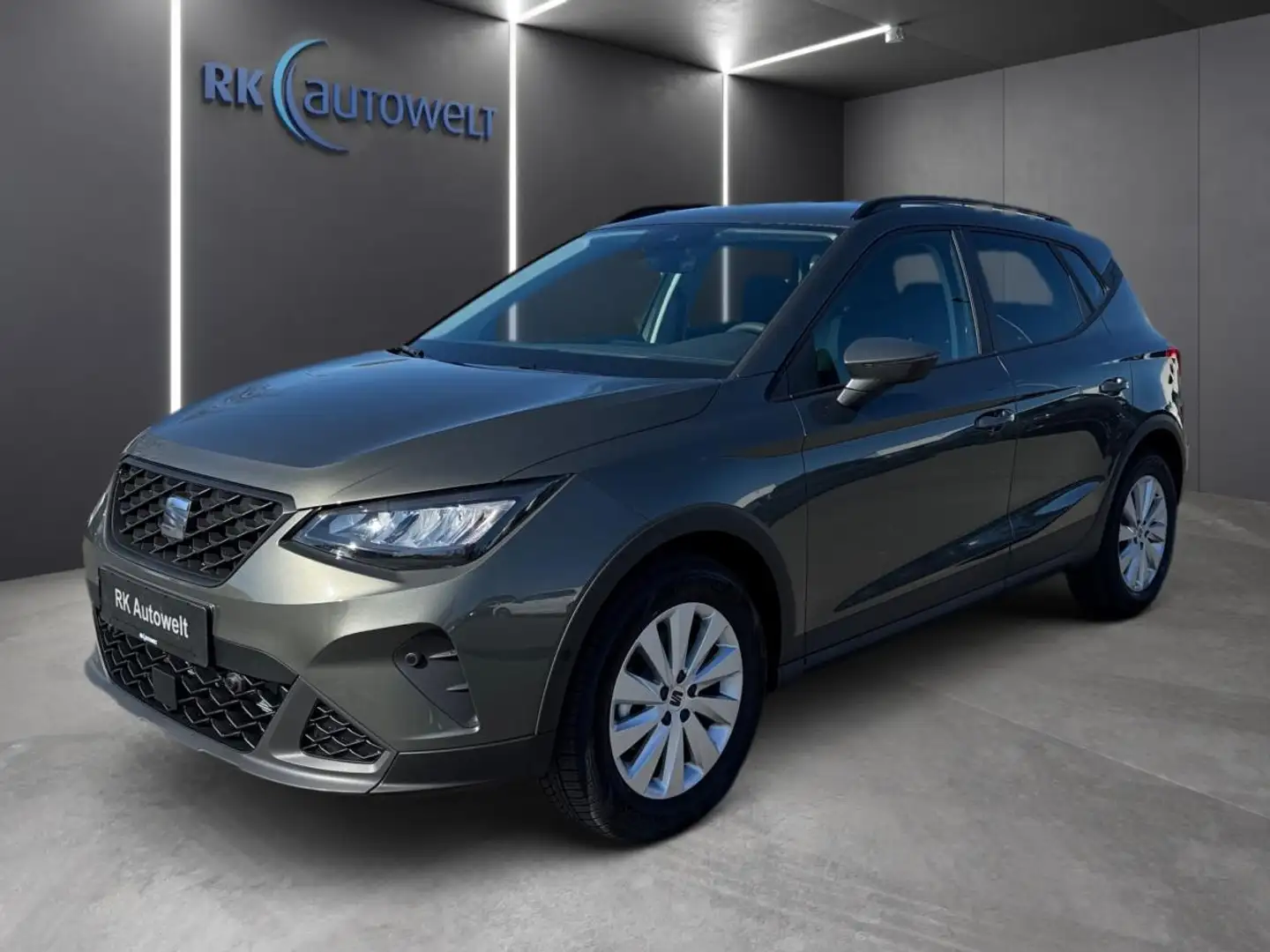 SEAT Arona Road Edition 1.0 TSI DSG LED Navi AHK ACC Grau - 1