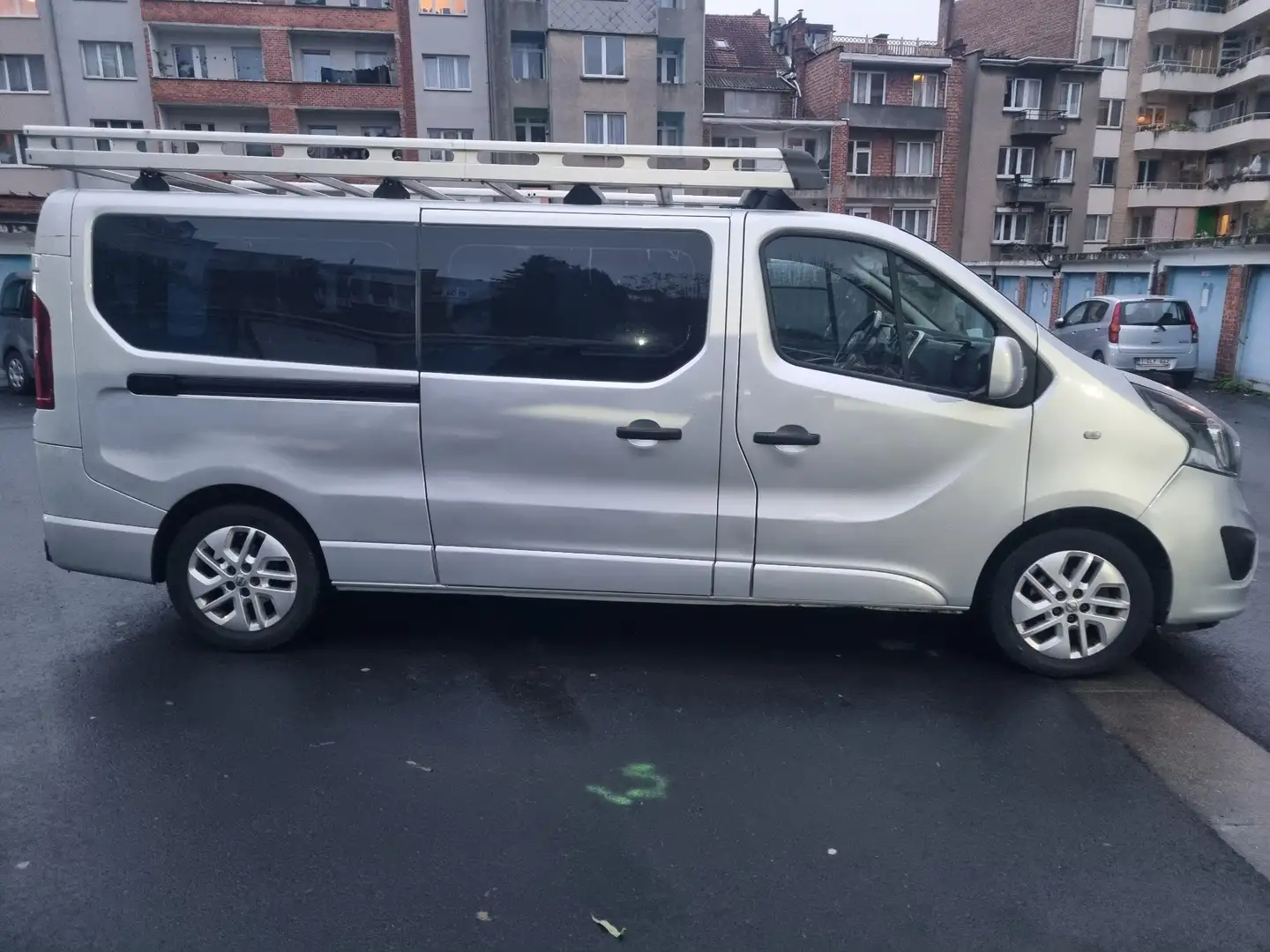 Opel Vivaro 1.6 CDTi BiTurbo Eco 9PLACE Euro6b - 2