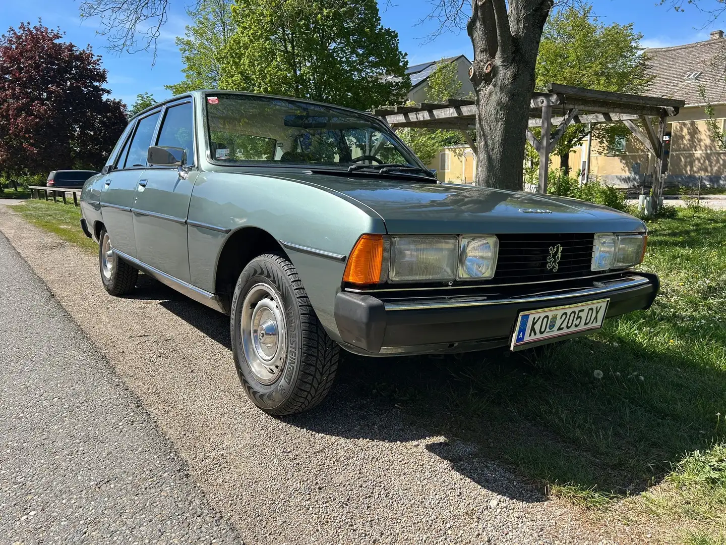 Peugeot 604 V6 SL Automatique *Historisches Fahrzeug* Grün - 2