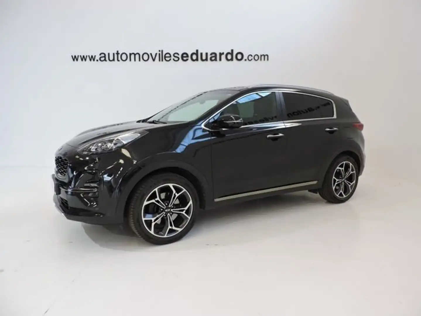 Kia Sportage 1.6 MHEV GT Line Xtreme 4x2 115 Negro - 1