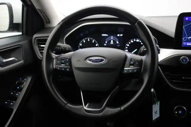Ford Focus view 20