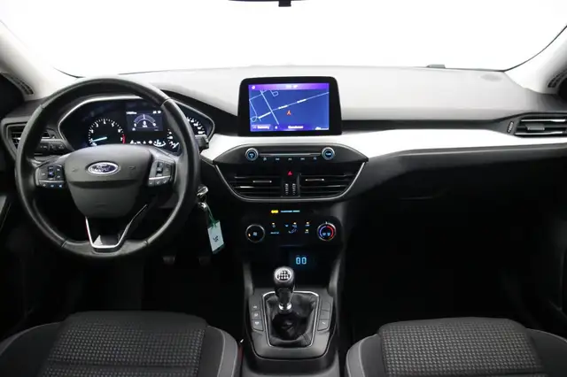 Ford Focus view 2