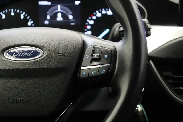 Ford Focus view 22