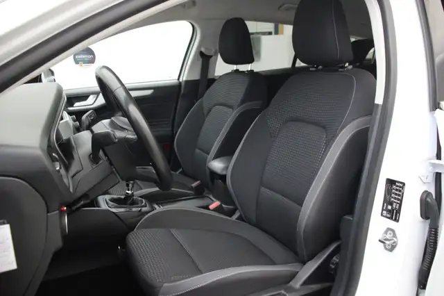 Ford Focus view 9
