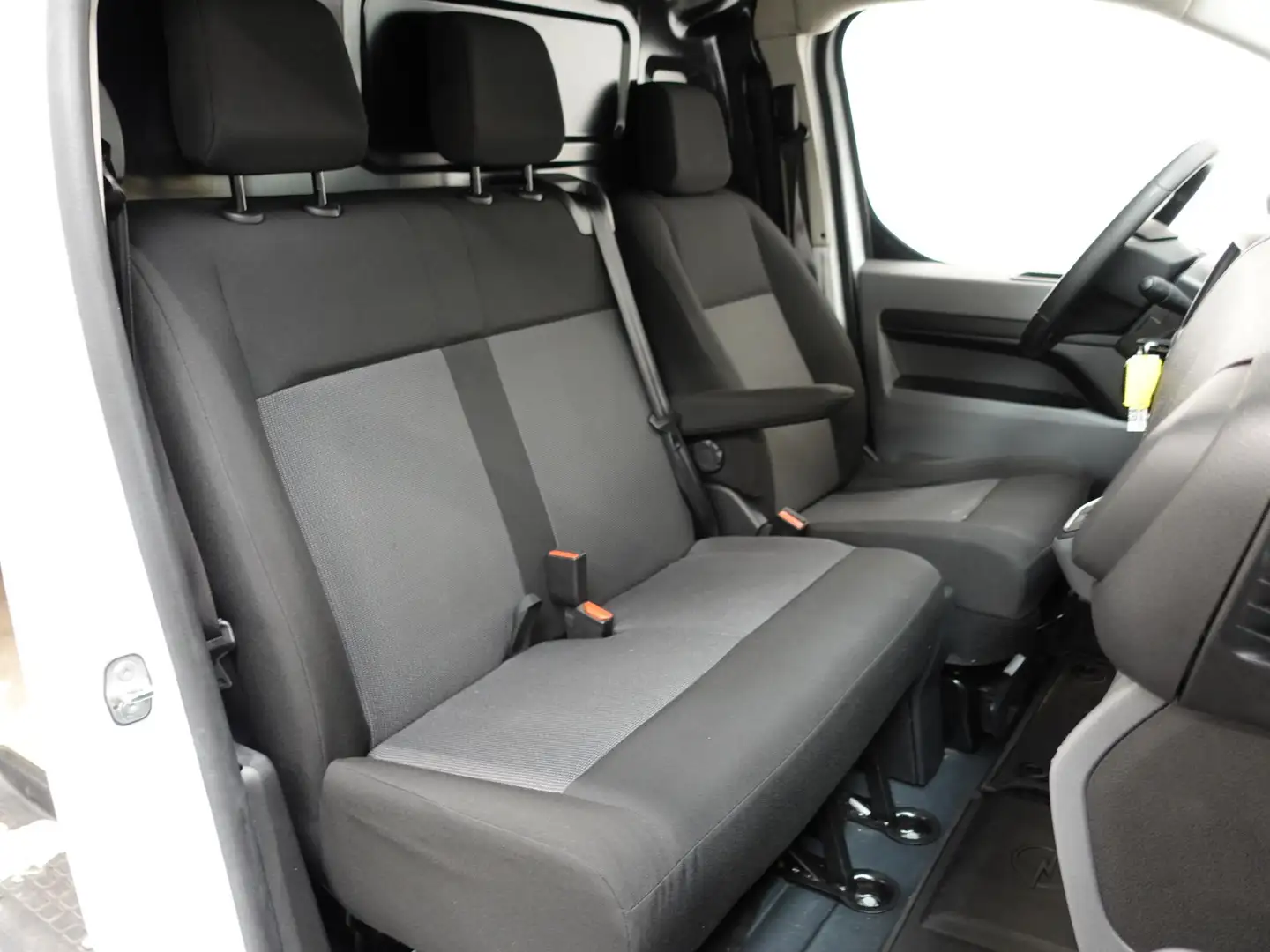 Opel Vivaro-e L3H1 Edition 75 kWh Automaat Airco Navi Cruise Con Alb - 2