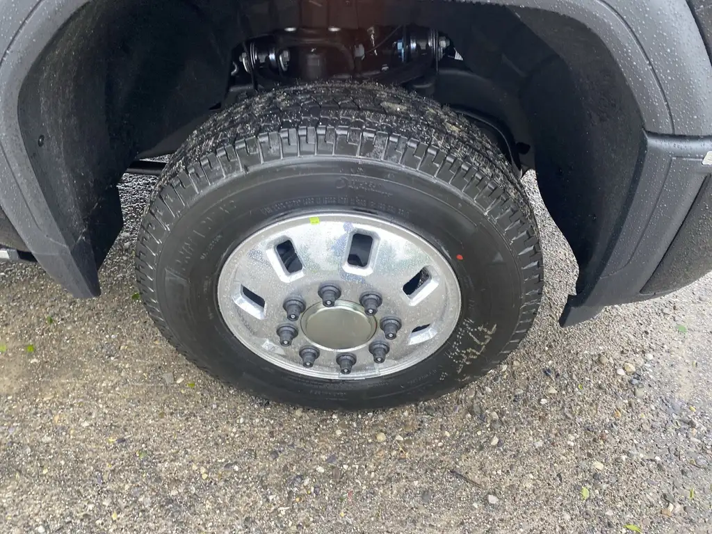 GMC Sierra 3500Hd 2026 photo 4