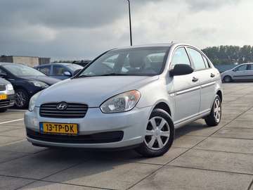 €2850,-1.4i Dynamic Apk 2027 Airco Trekhaak Nap