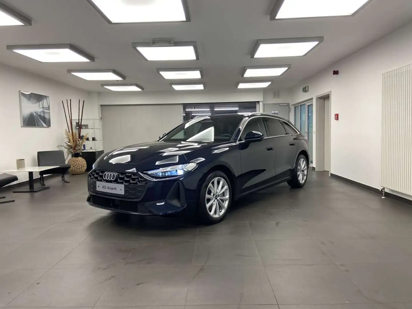 Audi A5 Avant S line TFSI 150 CV S tronic Blauw - 1