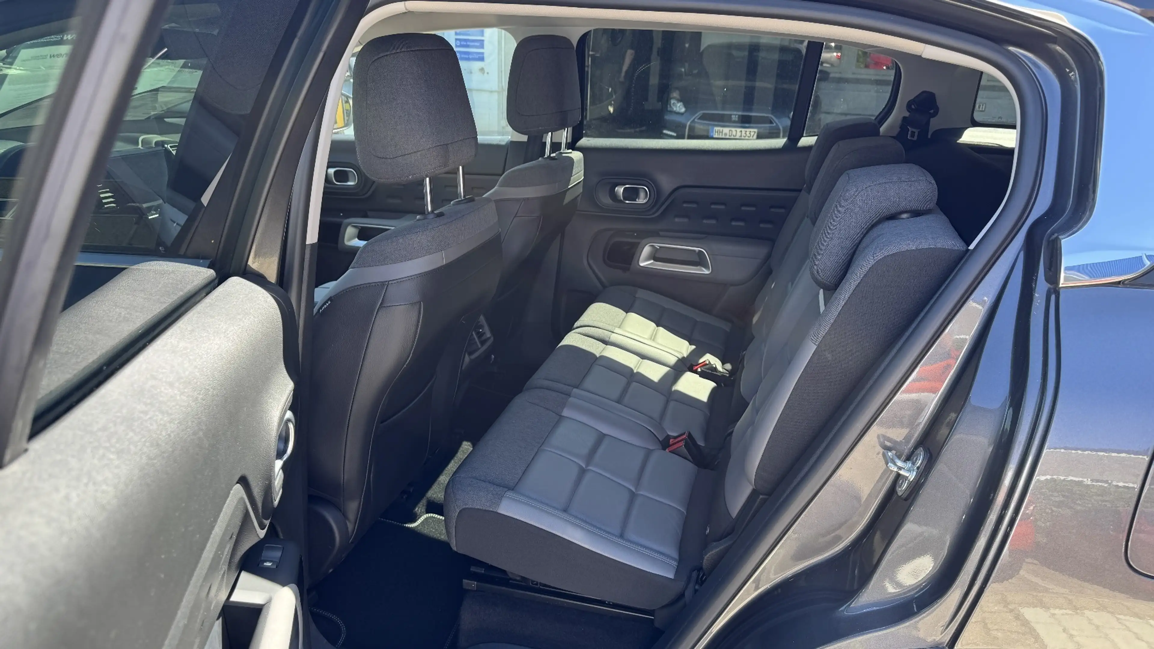Citroen C5 Aircross Hybrid 225 Shine Pack — photo 10