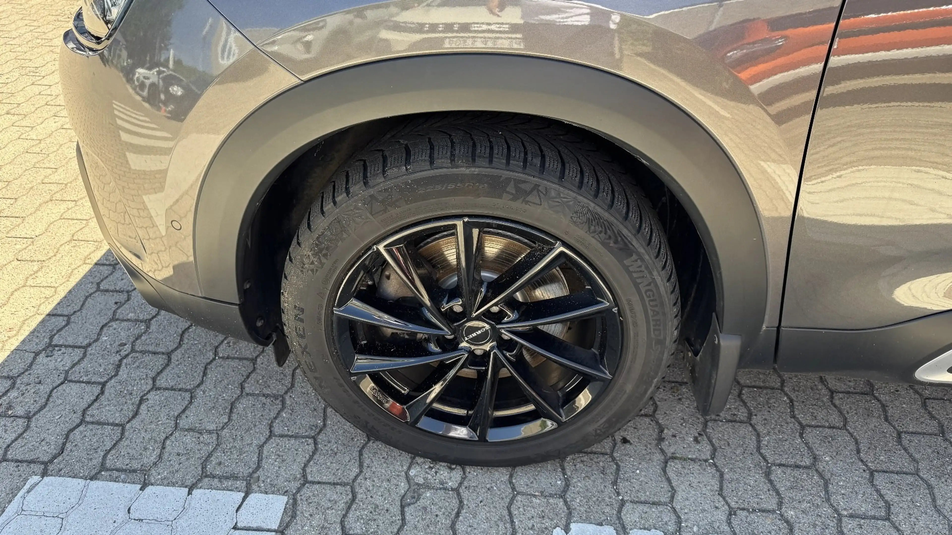 Citroen C5 Aircross Hybrid 225 Shine Pack — photo 13