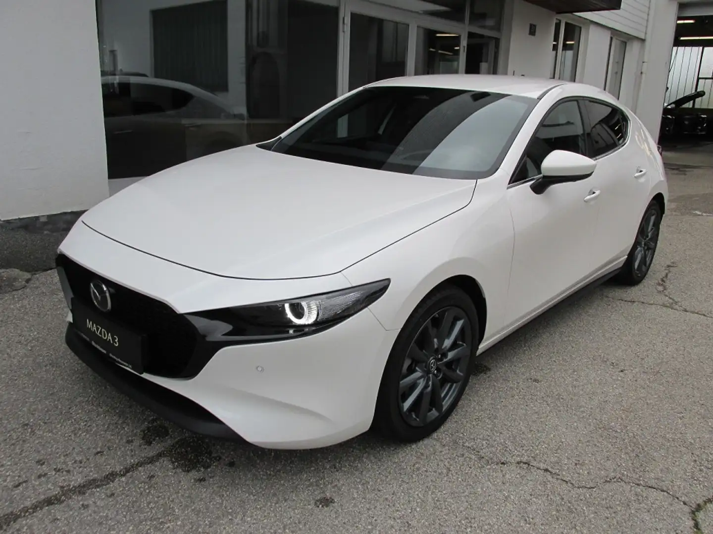 Mazda 3 Mazda3 e-Skyactiv-G140 Exclusive-Line Weiß - 1