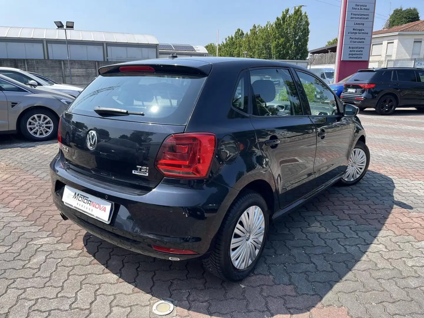Volkswagen Polo 1.2 tsi Comfortline BM 5p dsg Zwart - 2
