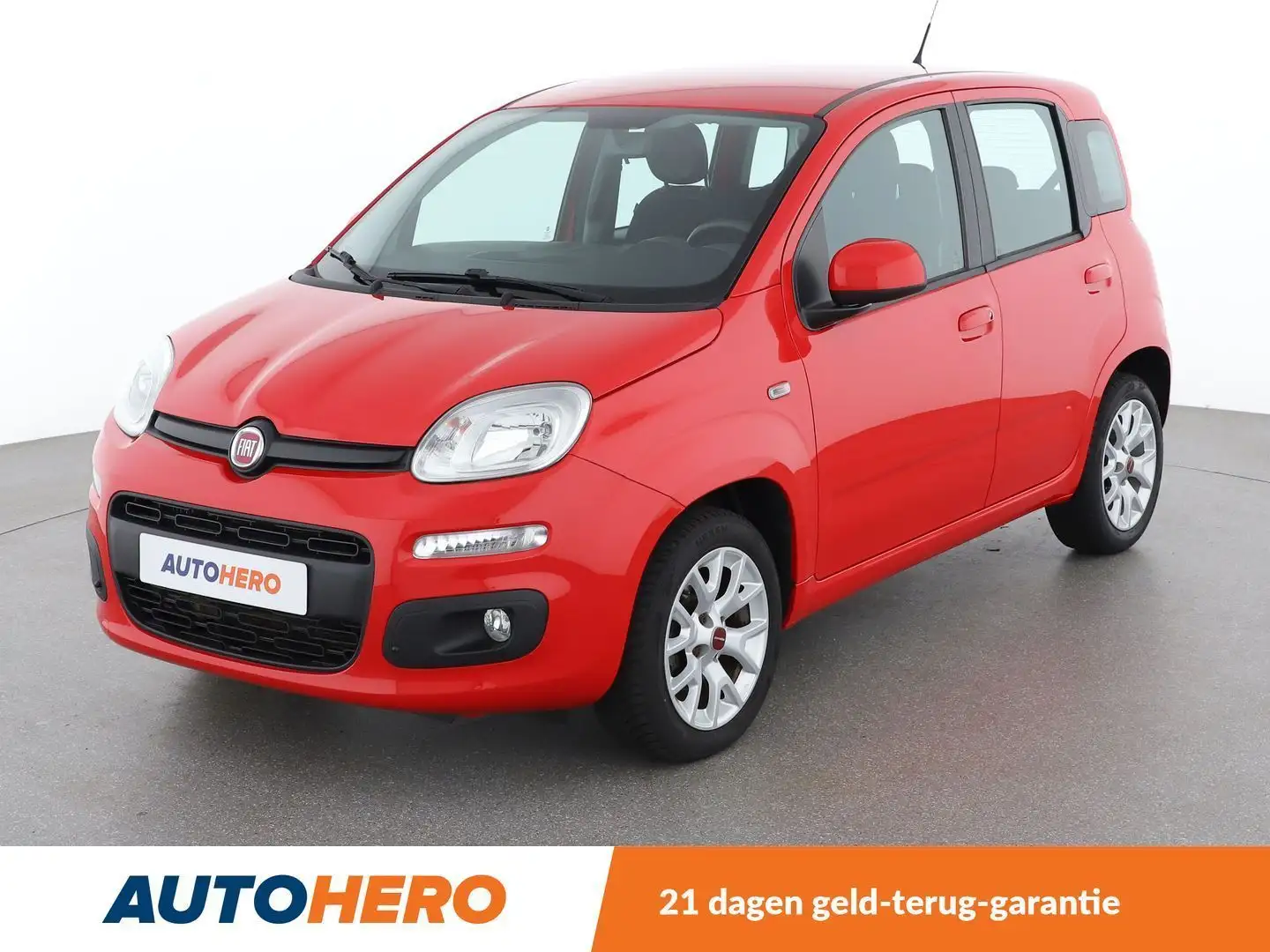 Fiat Panda 0.9 Lounge Rood - 1