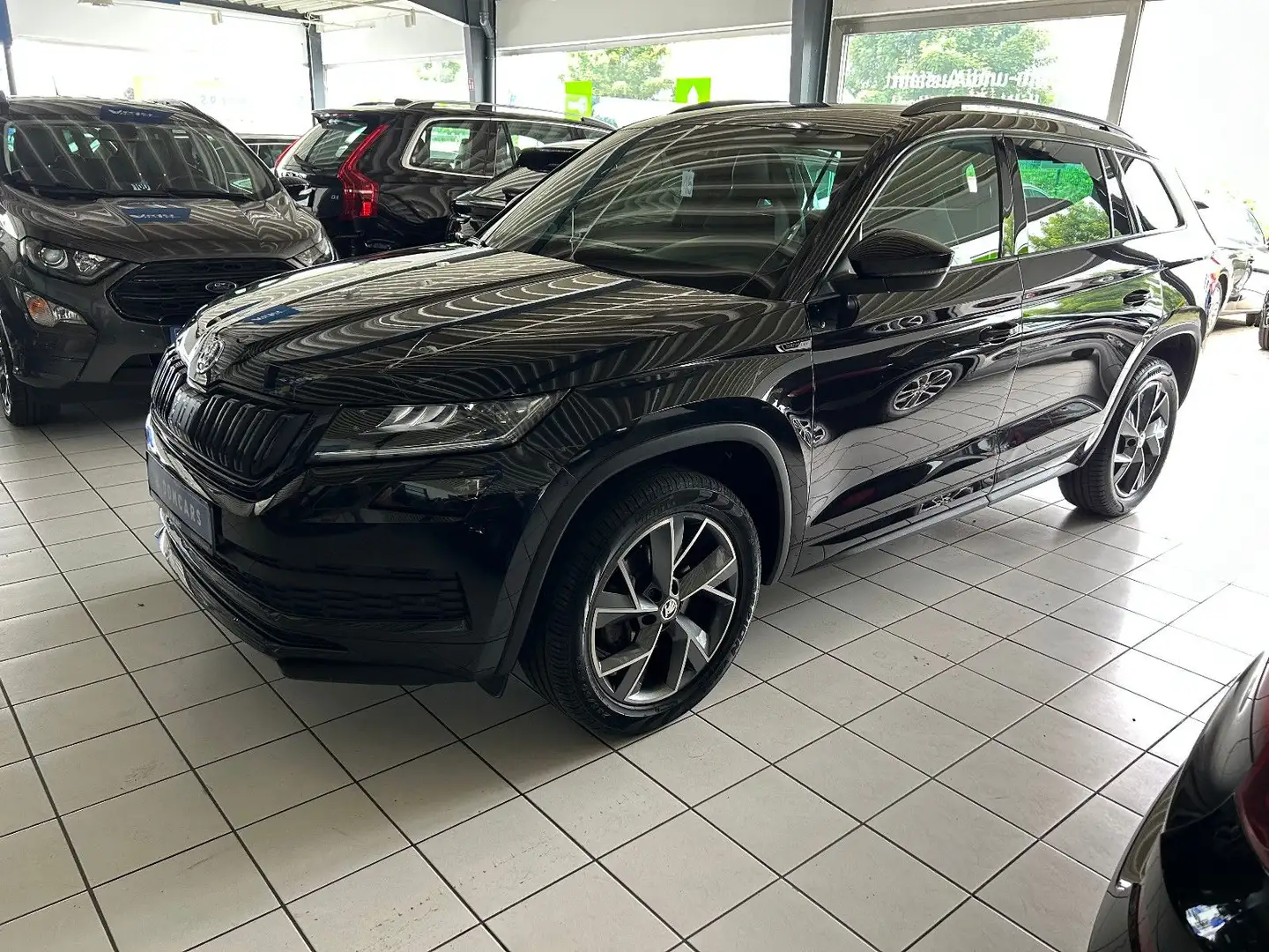 Skoda Kodiaq Sportline/LED/GARANTIE/AHK/NAVI/ALU/ Schwarz - 2