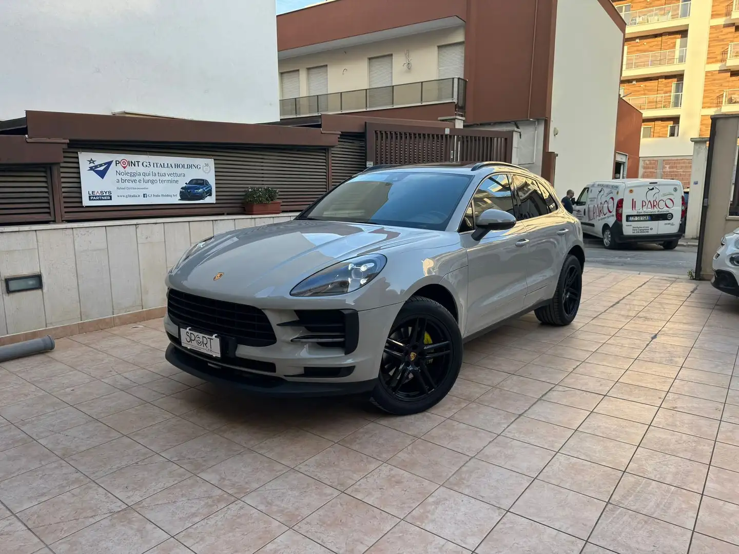 Porsche Macan Macan 2.0 245cv pdk gesso tetto pasm sospensioni Grigio - 2