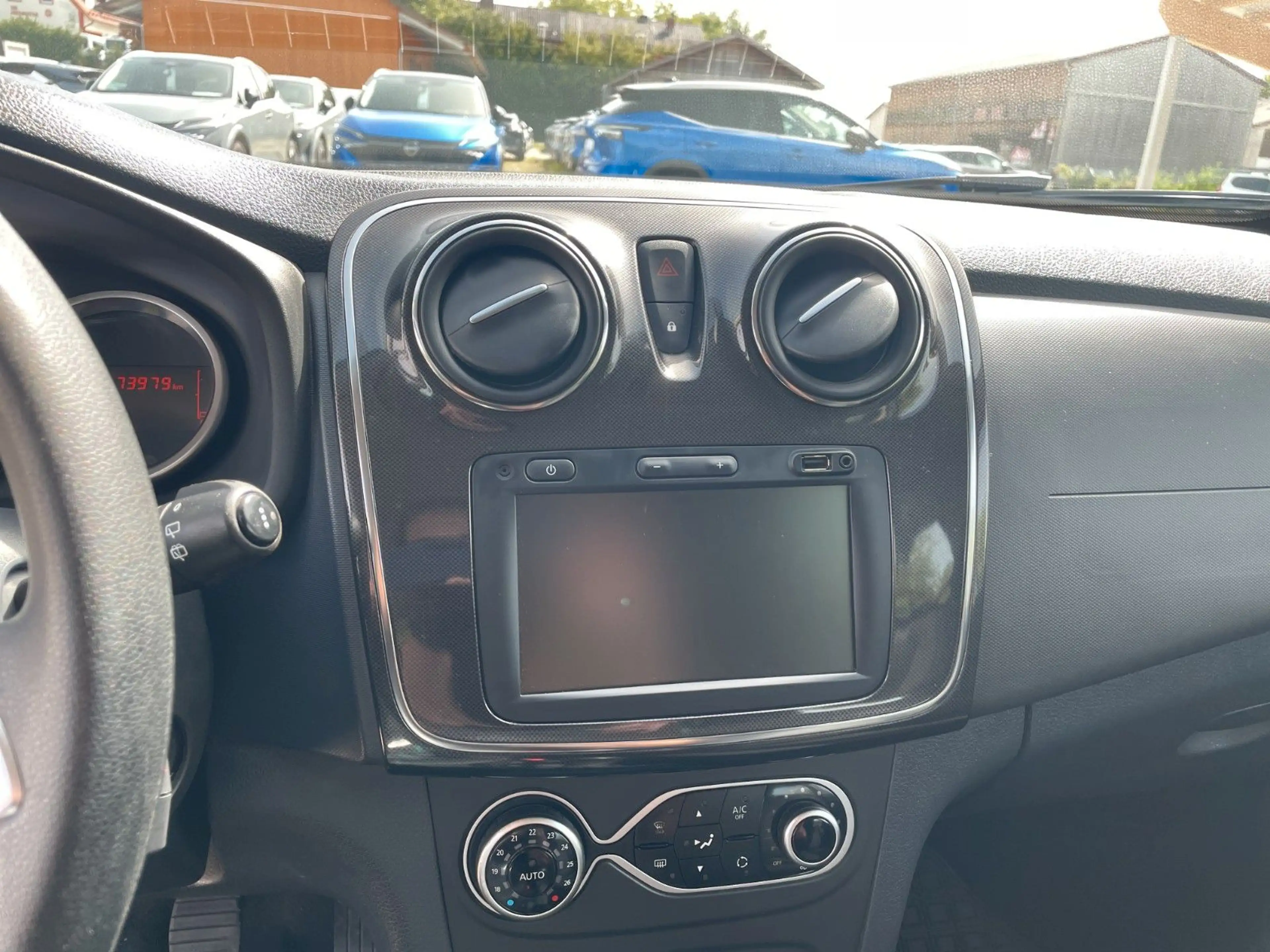 Dacia Logan II MCV 0.9 Schaltgetriebe - Comfort — photo 10